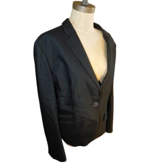 Chico's Size XL (3) Black STRETCH 2 Piece Suit Jacket + Matching Pants - Picture 3 of 5